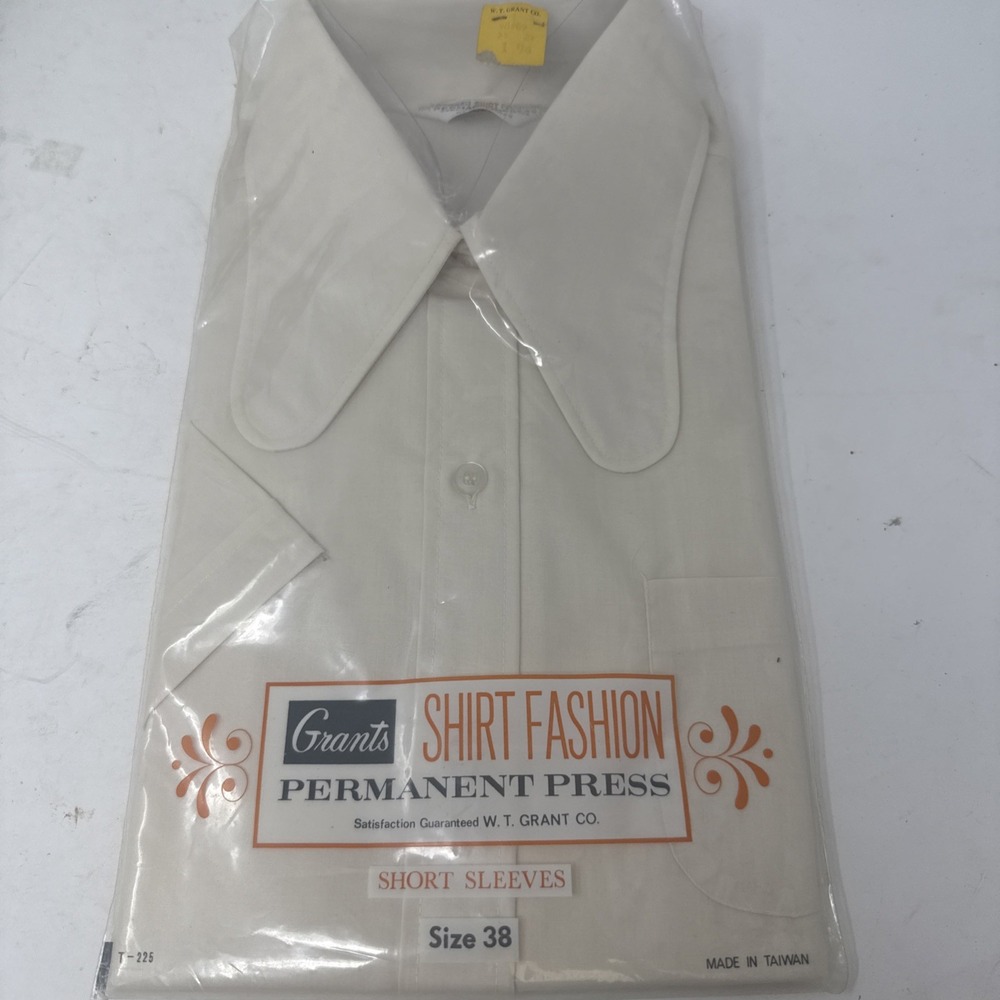 VTG Womens M 1960s Grants Top Tan Dress Shirt Hippie 1970s Permanent Press